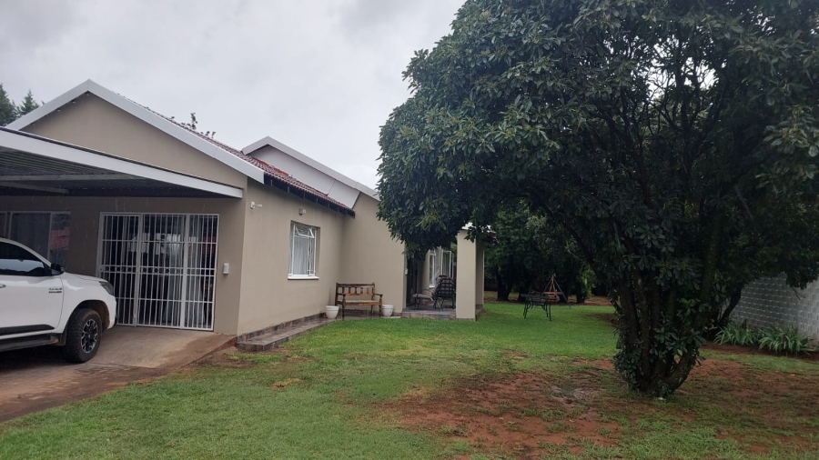 3 Bedroom Property for Sale in Langenhovenpark Free State